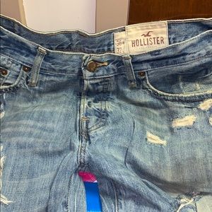 A hollister men’s pant